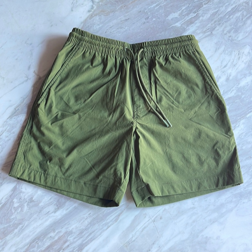 J.Crew mens’ tech dock short - new with tags, XS